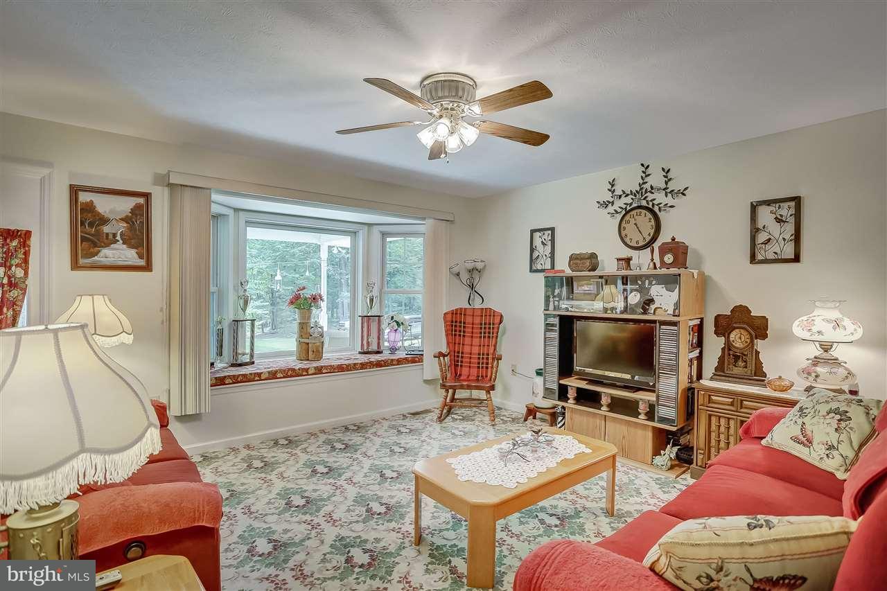 804 Huckleberry Road New Bloomfield, PA 17068 - Photo 8 of 25 Gallery Image 8