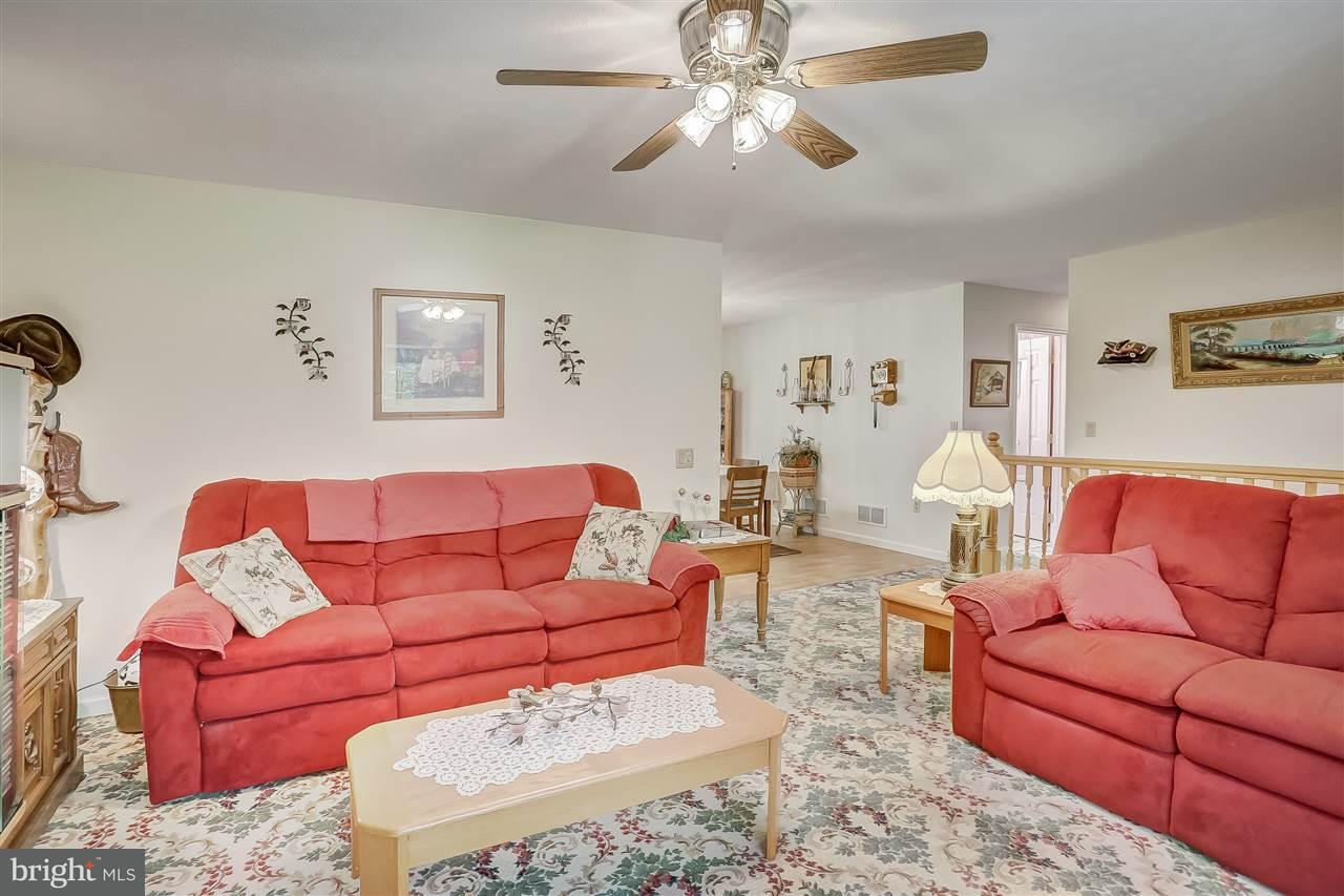 804 Huckleberry Road New Bloomfield, PA 17068 - Photo 9 of 25 Gallery Image 9