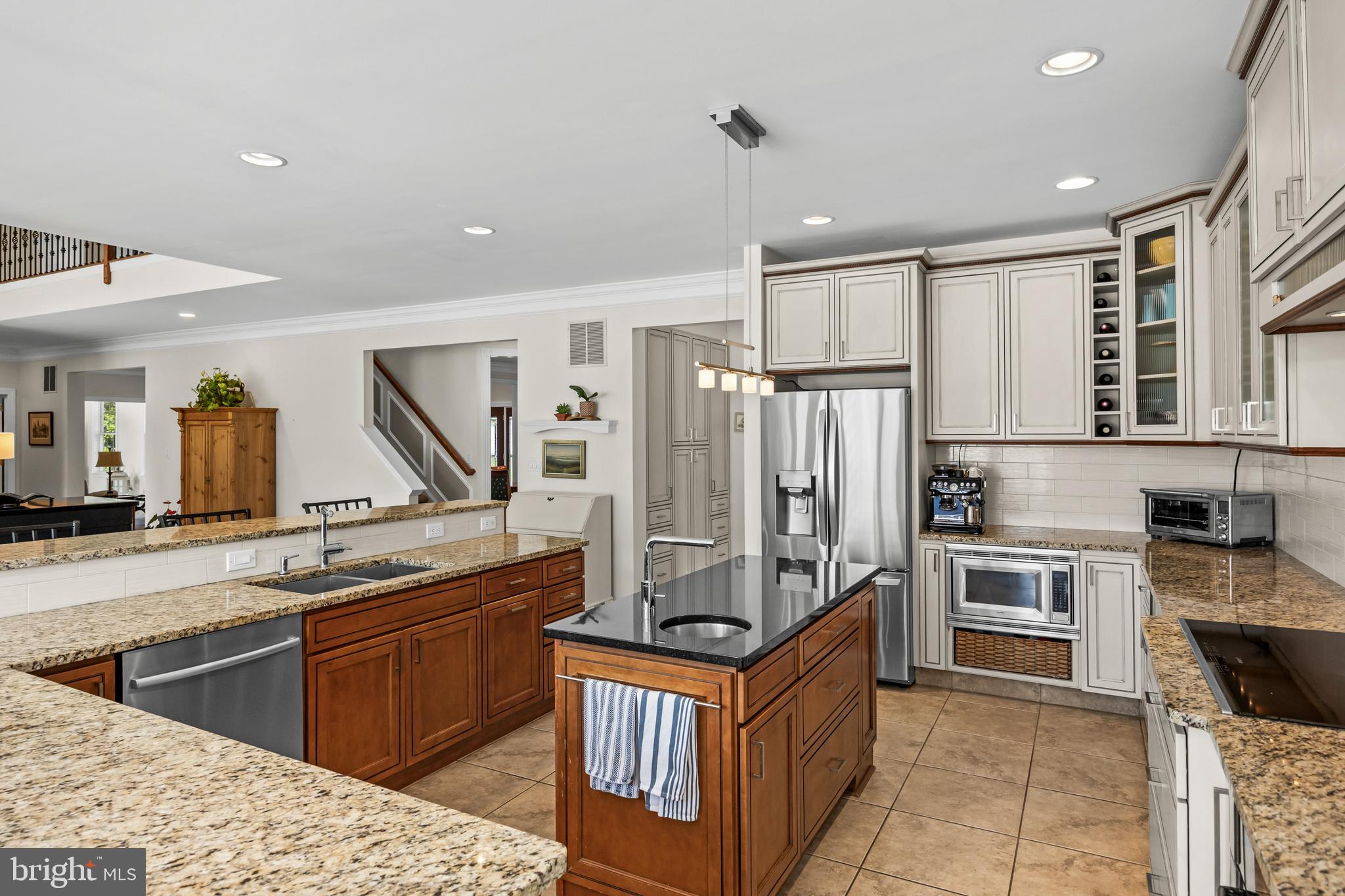 40 Jasmine Road Lumberton, NJ 08048 - Photo 19 of 80 More counter space than you ever need!