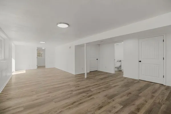 $276,350 | 709 West Clay Street, Harrisonville, MO 64701