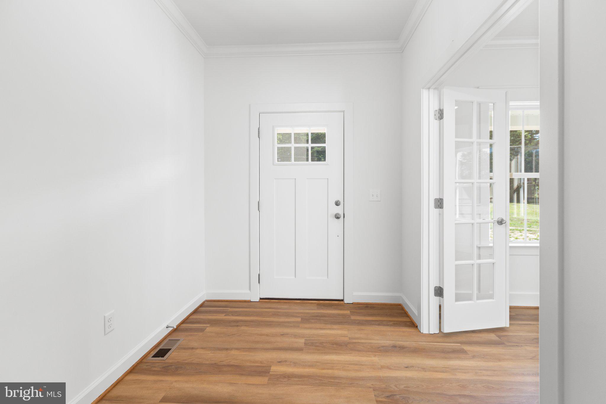 1365 Mountain View Road Stafford, VA 22554 - Photo 4 of 48 Gallery Image 4