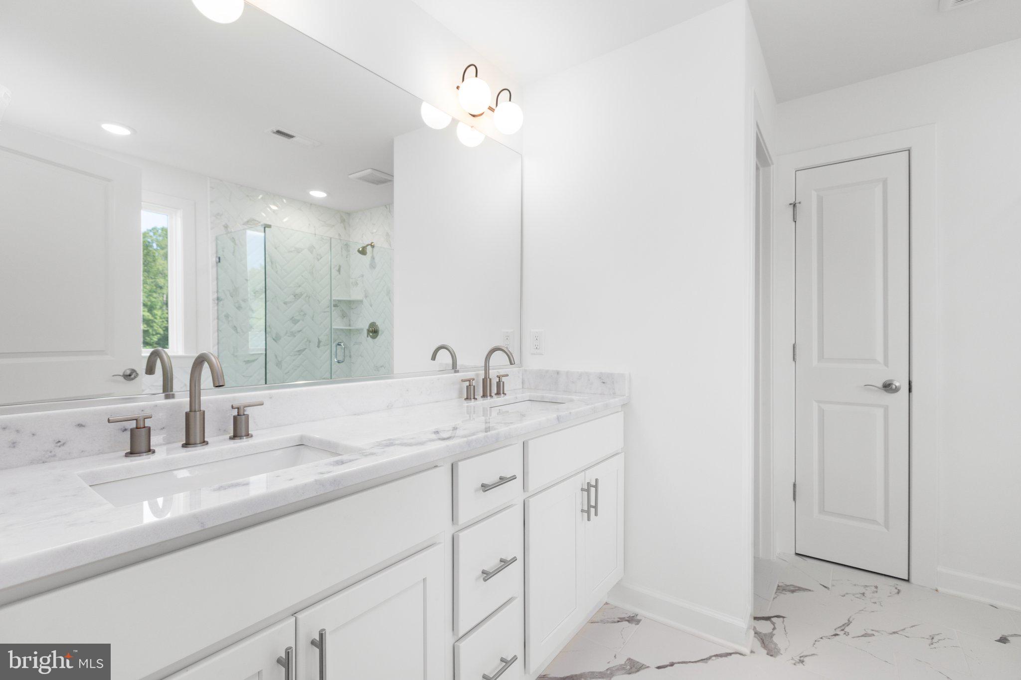 1365 Mountain View Road Stafford, VA 22554 - Photo 45 of 48 Master Bath