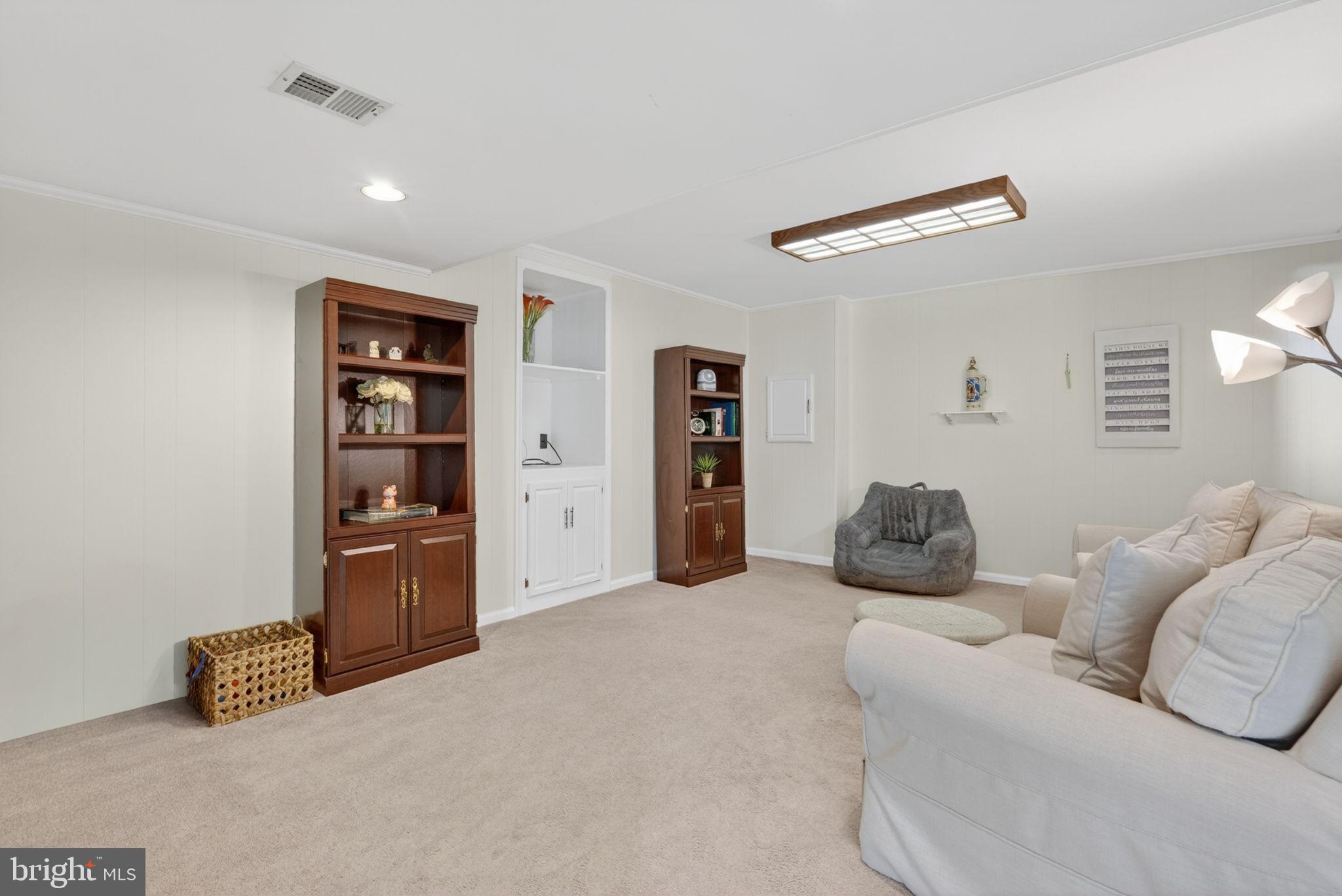 2935 Miller Heights Road Oakton, VA 22124 - Photo 37 of 56 Cozy, inviting space for relaxation.