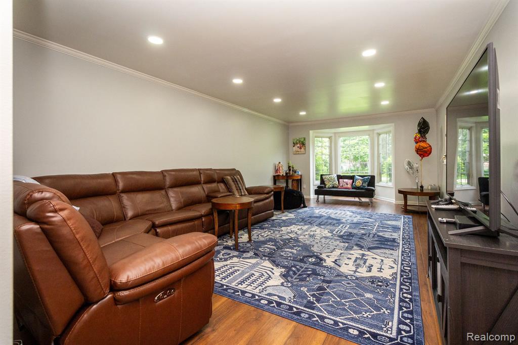15466 Roxbury Circle Macomb, MI 48044 - Photo 14 of 30 Gallery Image 14
