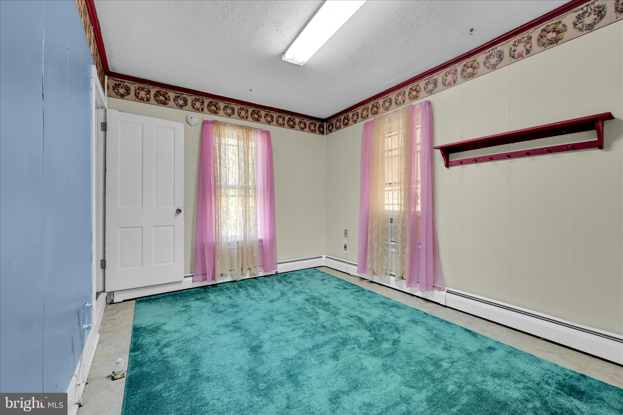 147 Walnut Street Mohnton, PA 19540 - Photo 14 of 46 a view of an empty room