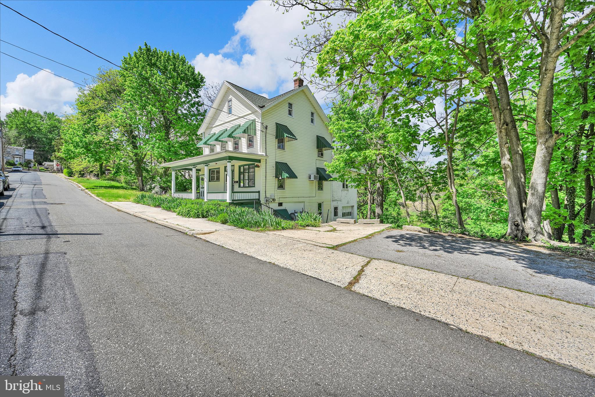 147 Walnut Street Mohnton, PA 19540 - Photo 6 of 46 a house with a yard