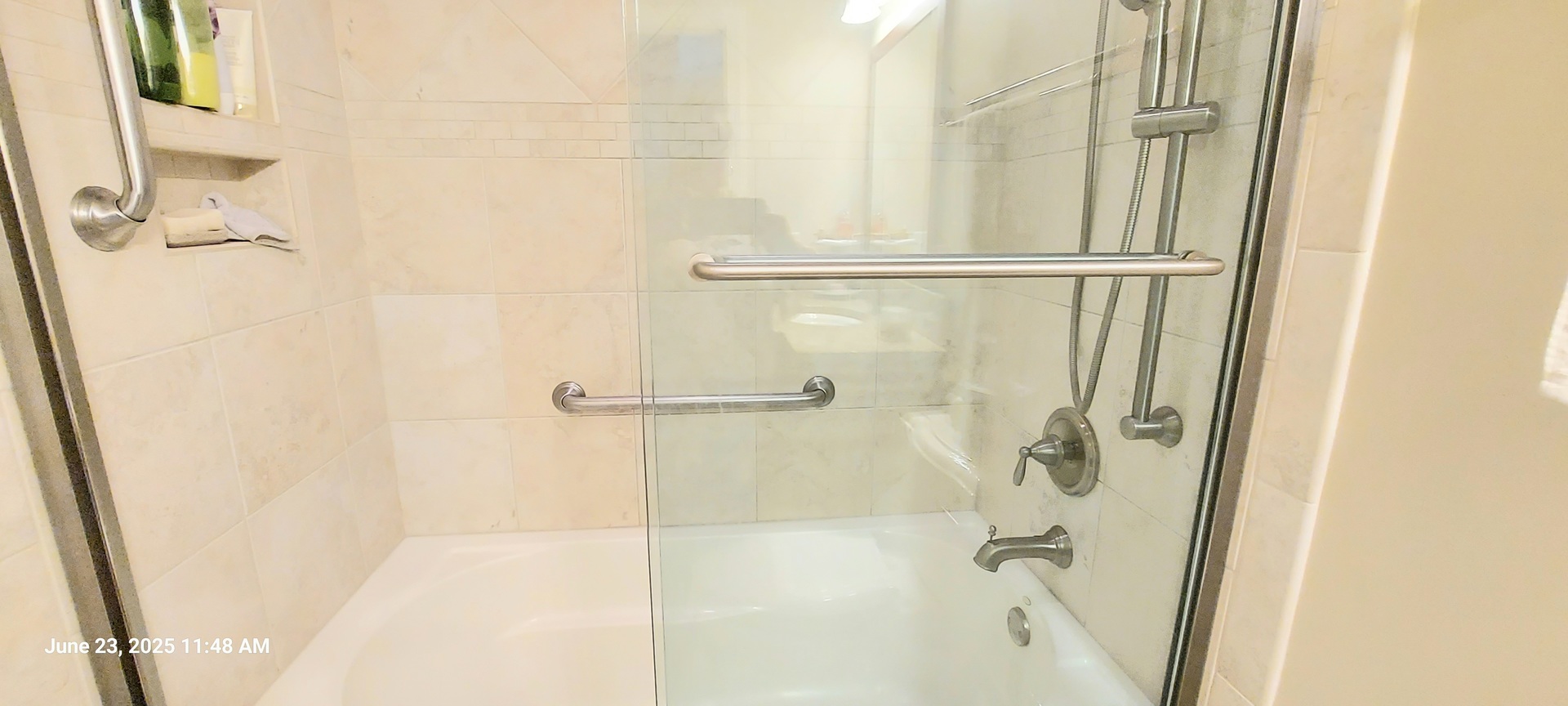 100 Hamlet Circle Montgomery, IL 60538 - Photo 37 of 42 a bathroom with a shower