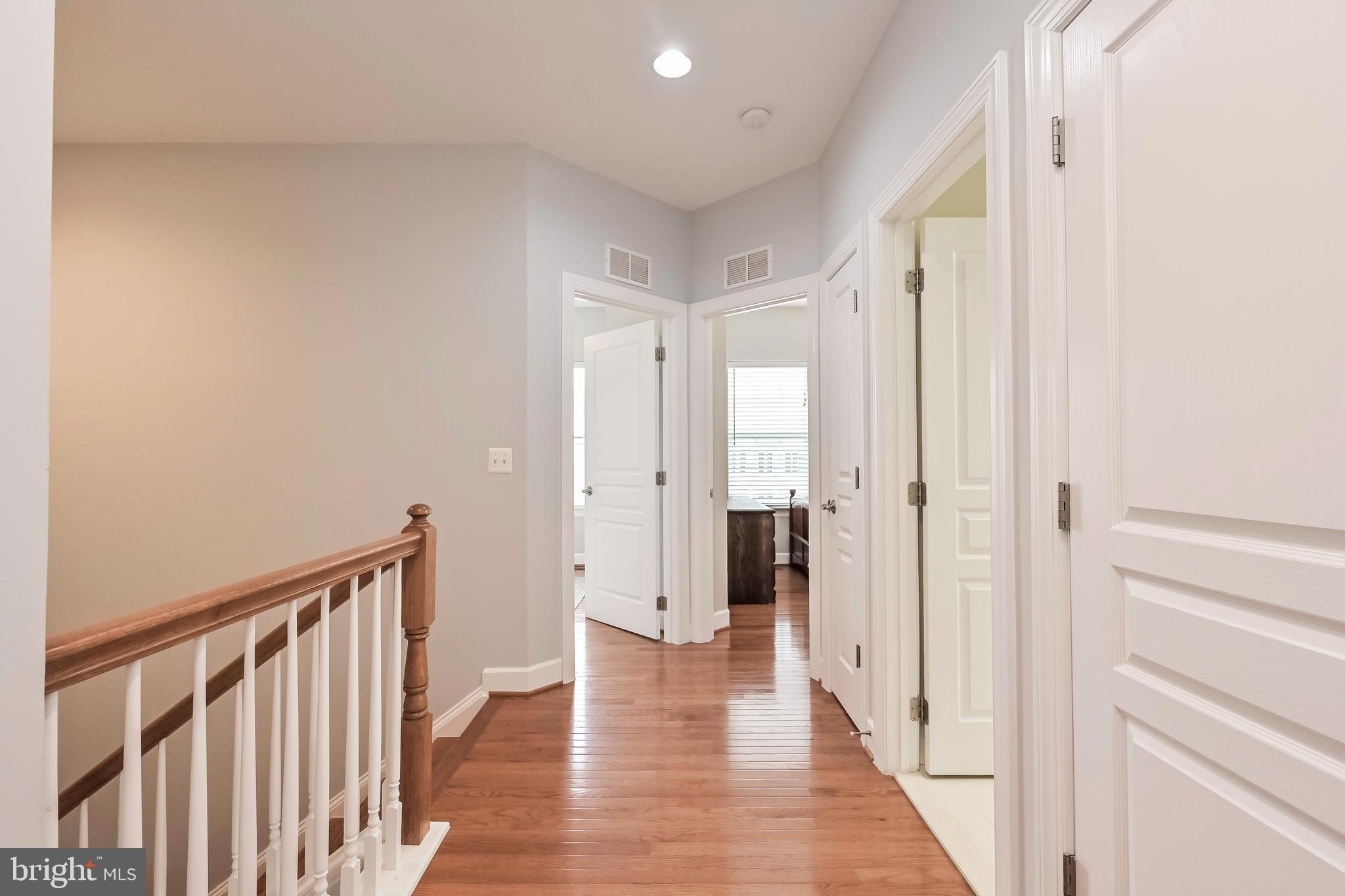 20206 Center Brook Square Sterling, VA 20165 - Photo 26 of 50