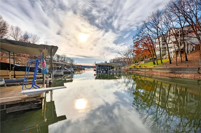 $985,000 | 177 Ridgewood Drive, Lake Ozark, MO 65049