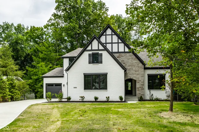 $2,490,000 | 7629 North Washington Boulevard, Indianapolis, IN 46240
