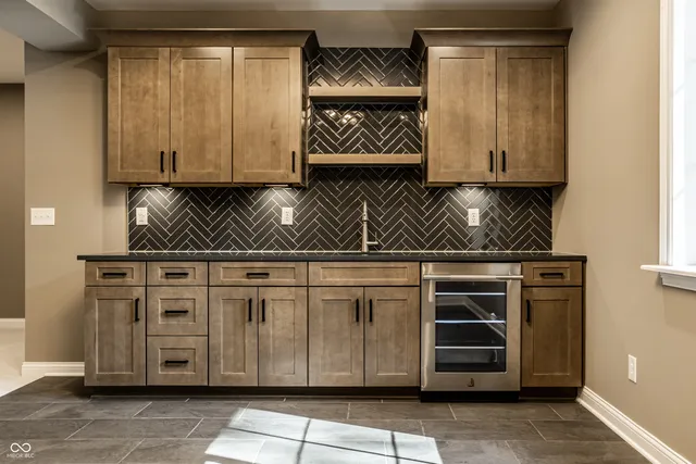 $2,490,000 | 7629 North Washington Boulevard, Indianapolis, IN 46240