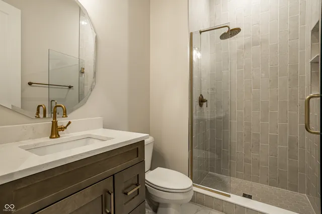 $2,490,000 | 7629 North Washington Boulevard, Indianapolis, IN 46240