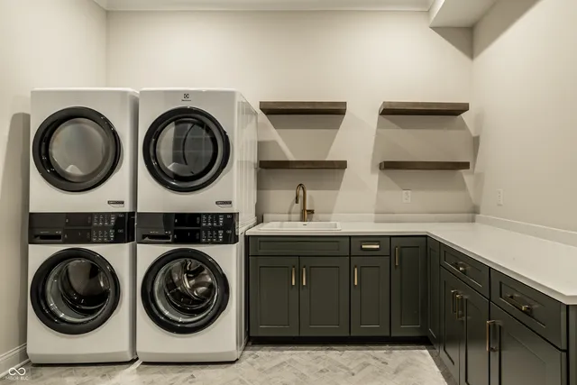 $2,490,000 | 7629 North Washington Boulevard, Indianapolis, IN 46240