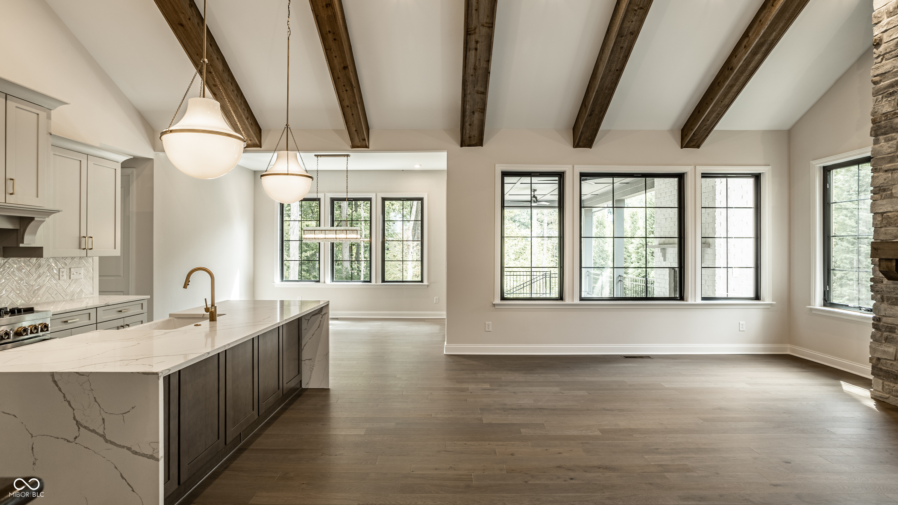 7629 North Washington Boulevard Indianapolis, IN 46240 - Photo 4 of 50