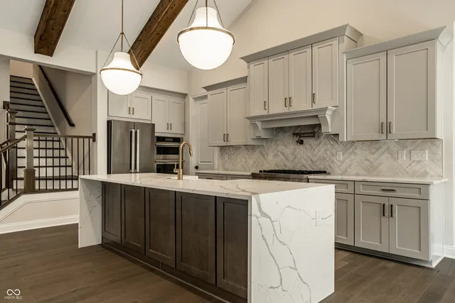 $2,490,000 | 7629 North Washington Boulevard, Indianapolis, IN 46240