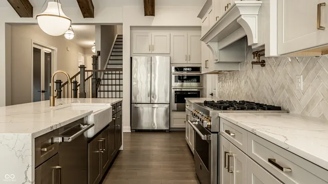 $2,490,000 | 7629 North Washington Boulevard, Indianapolis, IN 46240