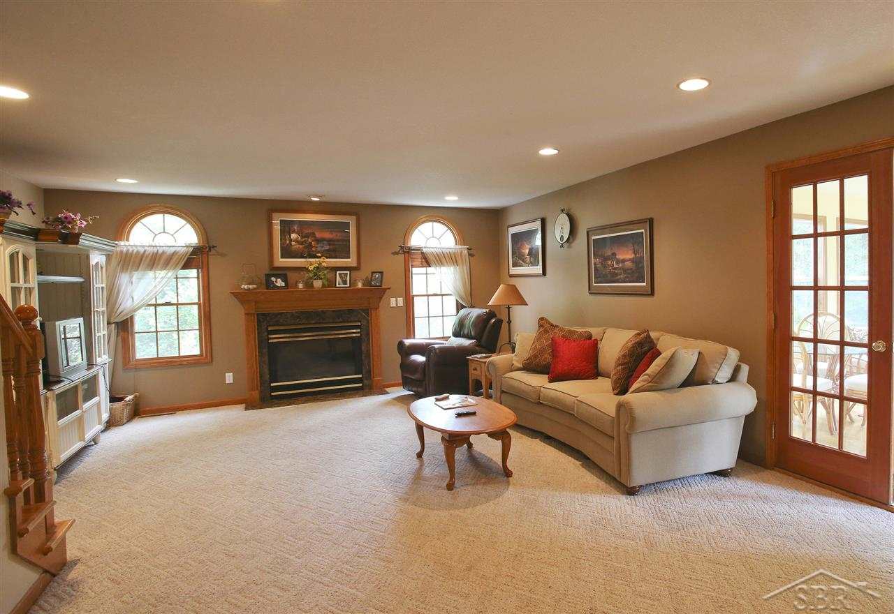 9667 Carter Road Freeland, MI 48623 - Photo 8 of 30 31226918-7.JPG