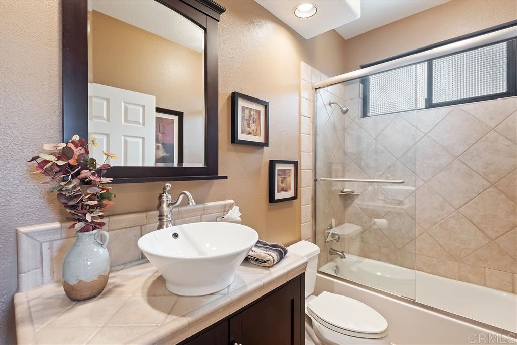 3847 Cedar Vale Way Fallbrook, CA 92028 - Photo 13 of 25 Gallery Image 13