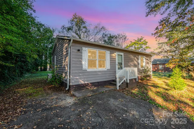 $155,000 | 260 Correll Street, Salisbury, NC 28144