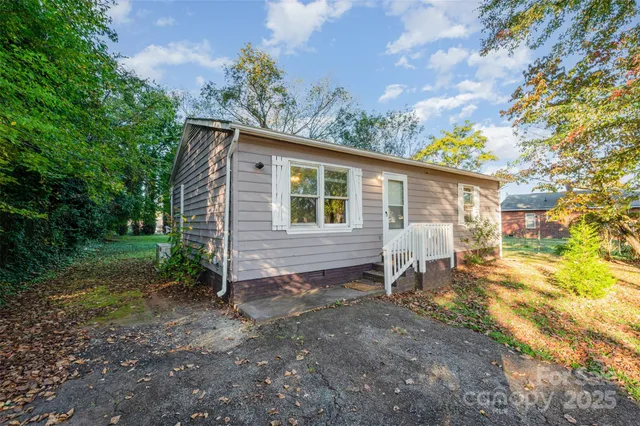 $155,000 | 260 Correll Street, Salisbury, NC 28144