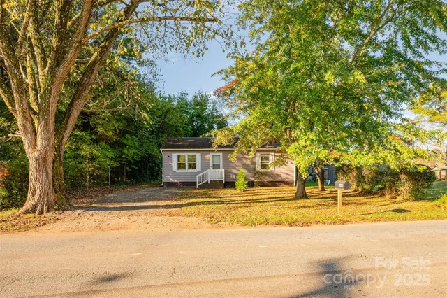 $155,000 | 260 Correll Street, Salisbury, NC 28144