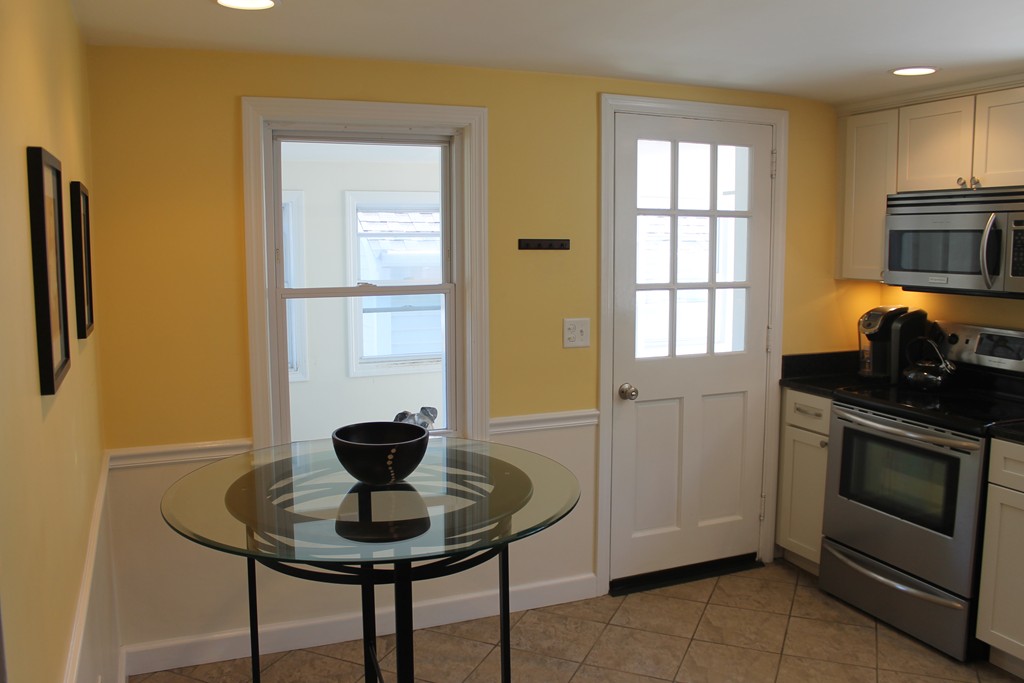 67 Colasanti Road Weymouth, MA 02191 - Photo 3 of 16