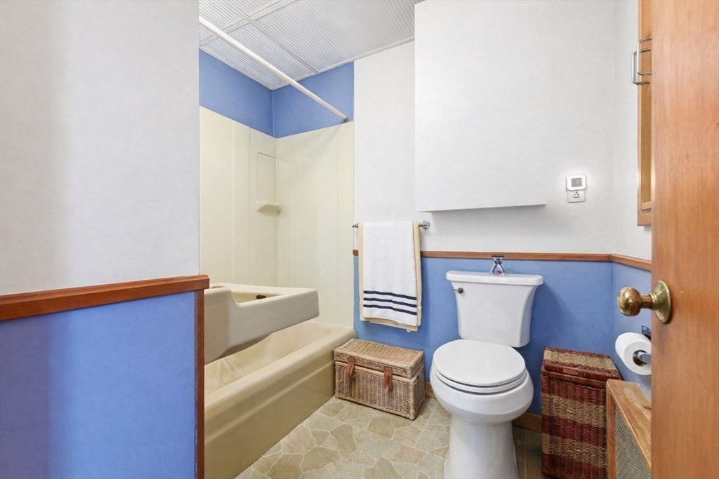 430 East 8th Street Boston, MA 02127 - Photo 9 of 13