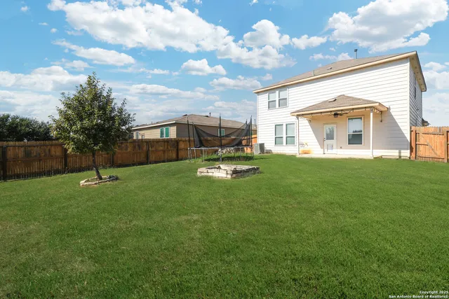 $1,975 | 6538 Davenport Bay, Converse, TX 78109