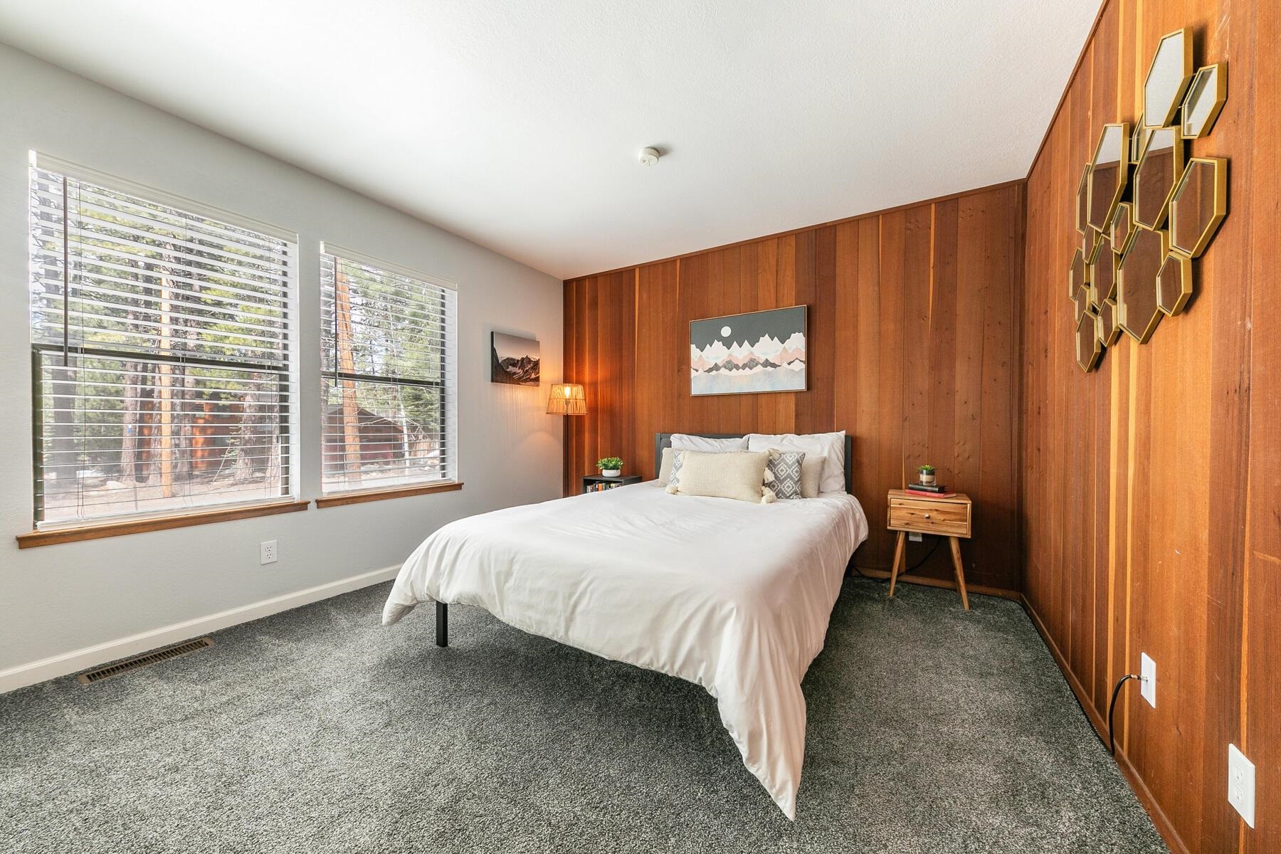 10561 Golden Pine Road Truckee, CA 96161 - Photo 13 of 21 Gallery Image 13