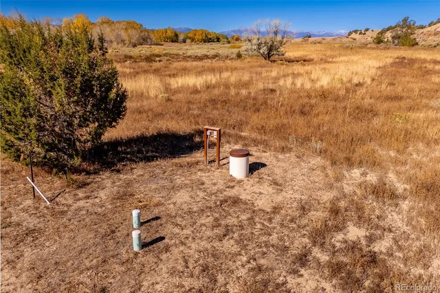 a view of swimming pool and lake view
