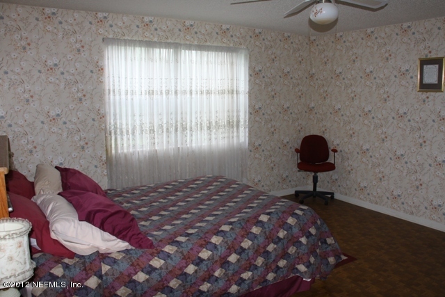 509 Carlin Road Satsuma, FL 32189 - Photo 12 of 26 Master Bedroom