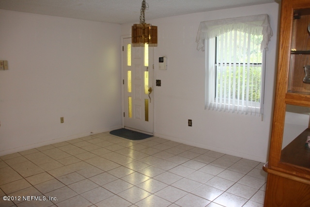 509 Carlin Road Satsuma, FL 32189 - Photo 9 of 26 Front entry