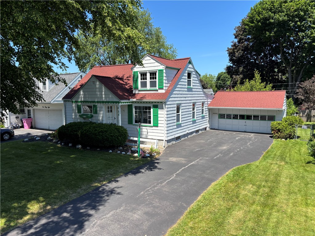 230 Desmond Road Greece, NY 14616 - Photo 2 of 33