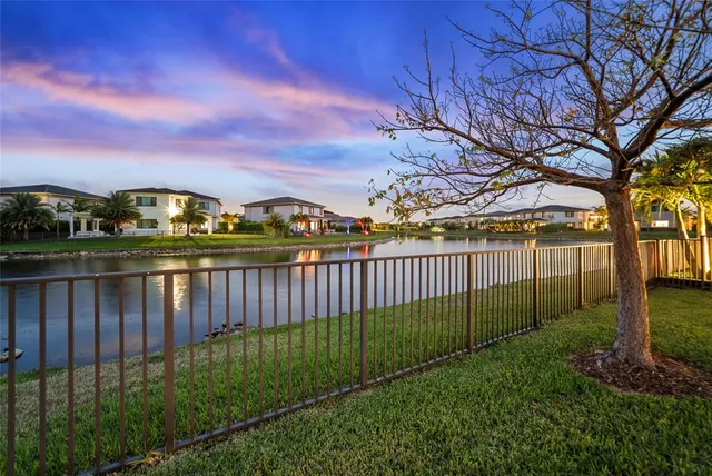 $1,199,900 | 10490 Mira Vista Drive, Parkland, FL 33076