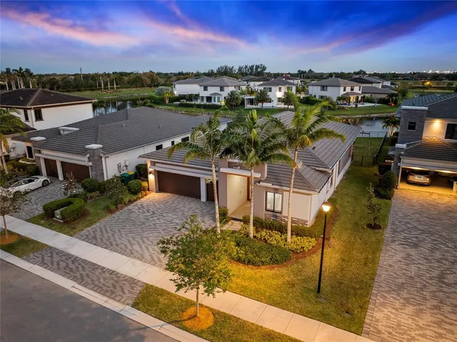 $1,199,900 | 10490 Mira Vista Drive, Parkland, FL 33076