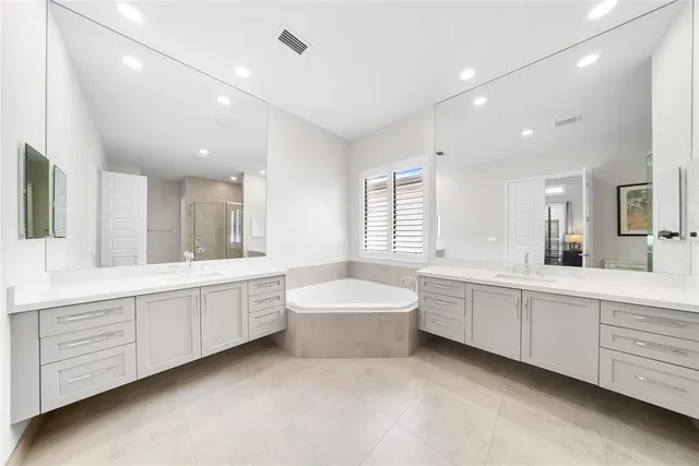 $1,199,900 | 10490 Mira Vista Drive, Parkland, FL 33076