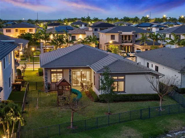 $1,199,900 | 10490 Mira Vista Drive, Parkland, FL 33076