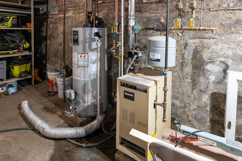 17 Arlington Street Haverhill, MA 01830 - Photo 13 of 16