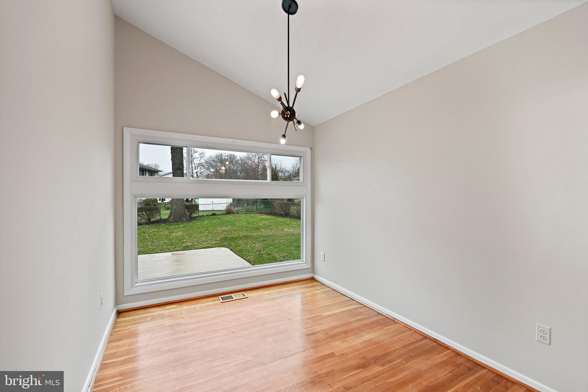 8340 Carnegie Drive Vienna, VA 22180 - Photo 8 of 22