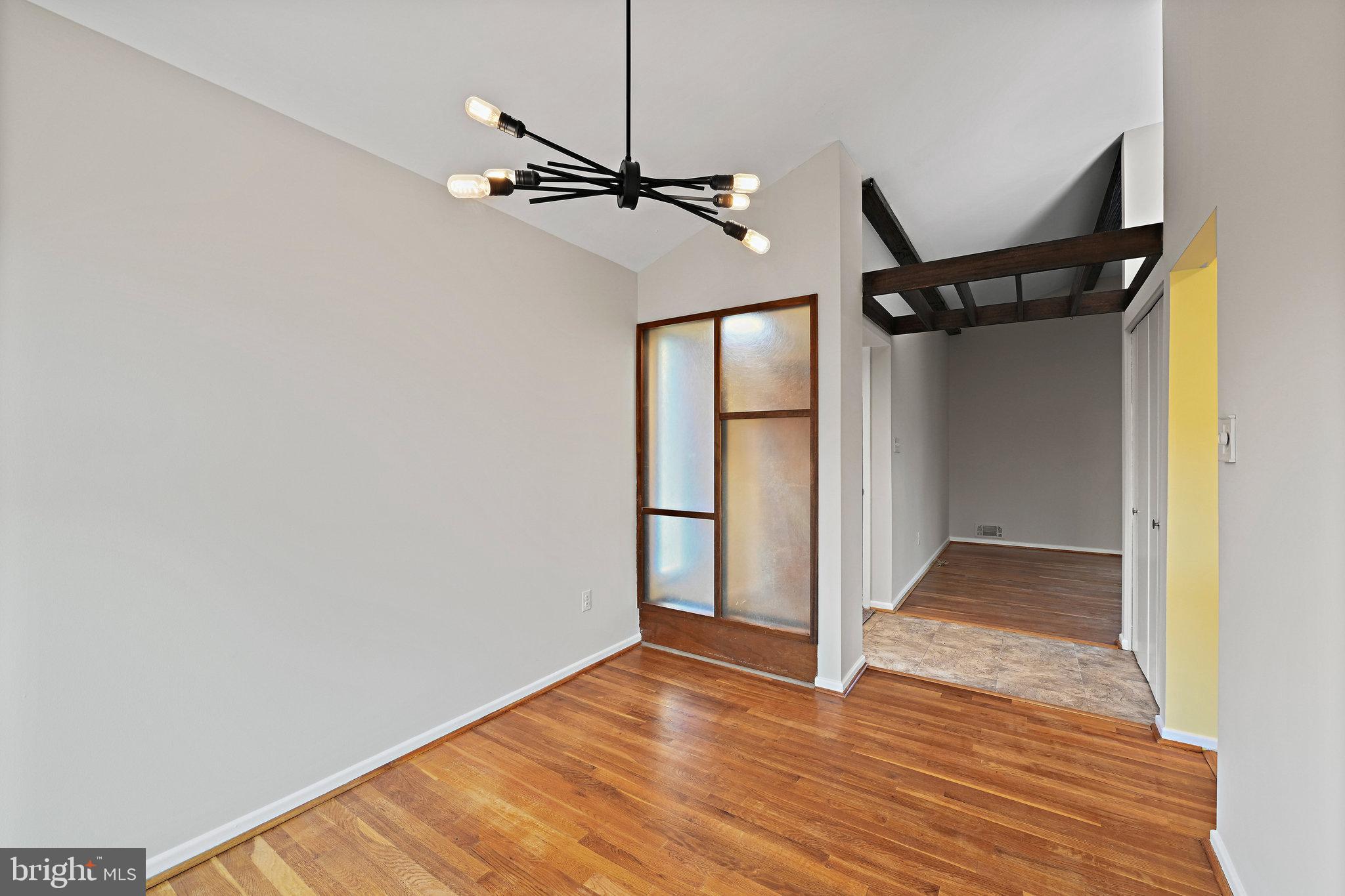 8340 Carnegie Drive Vienna, VA 22180 - Photo 9 of 22