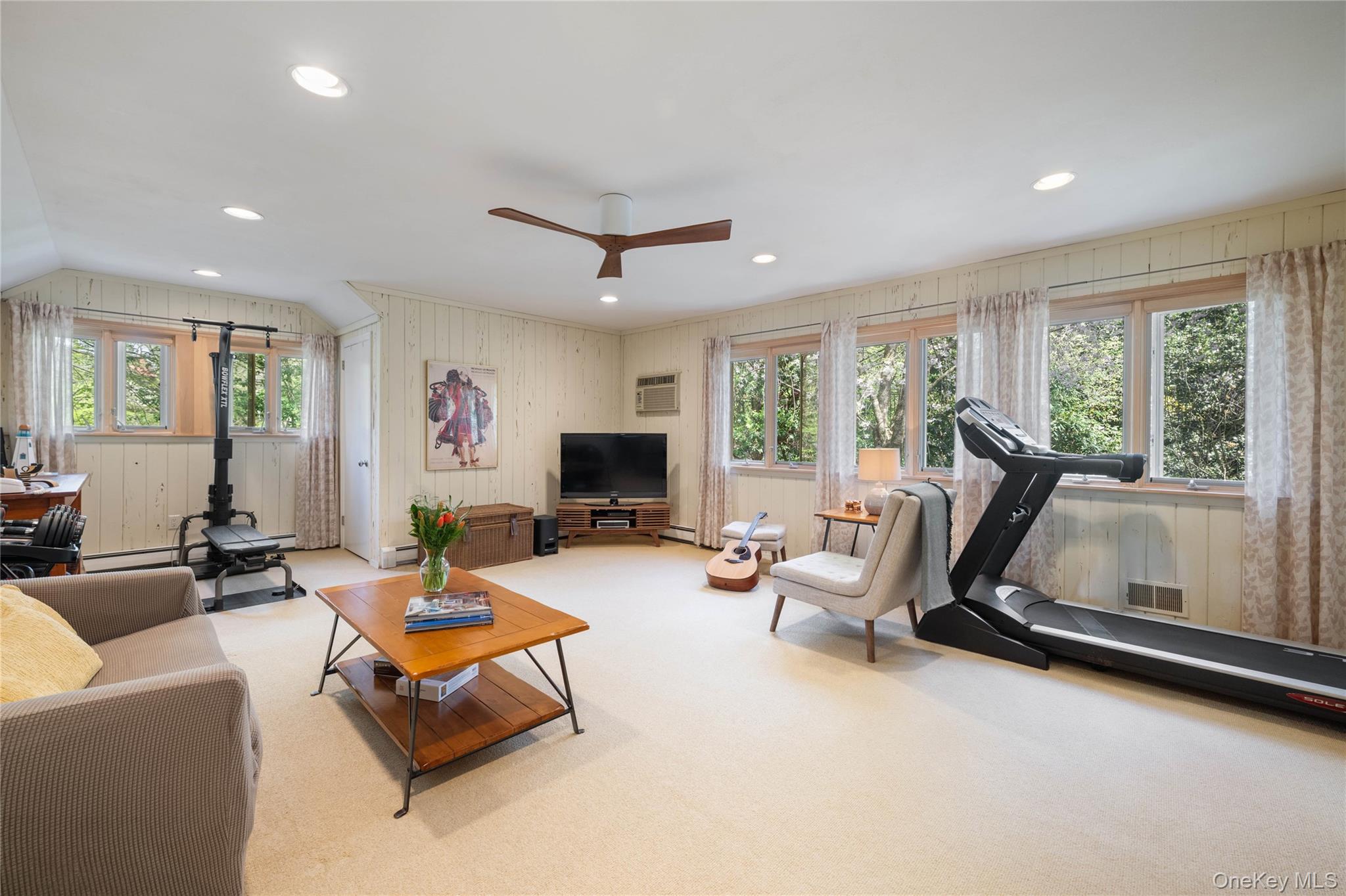 20 Lewis Road Irvington, NY 10533 - Photo 24 of 33 Multi purpose recreation room with access to full bathroom.