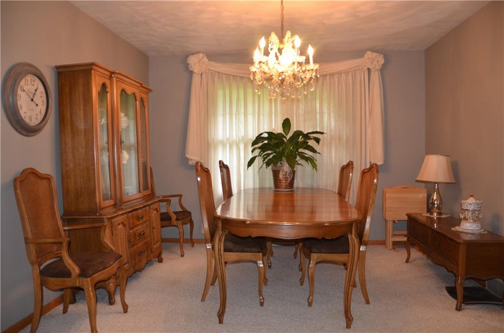 2345 Valley View Road Hermitage, PA 16148 - Photo 8 of 23 elegant dining room