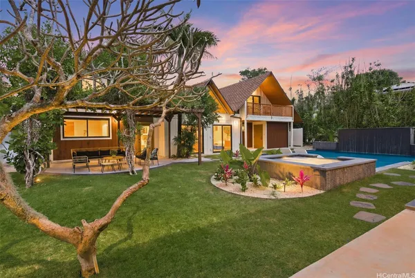 $4,270,000 | 337 Wanaao Road, Kailua, HI 96734