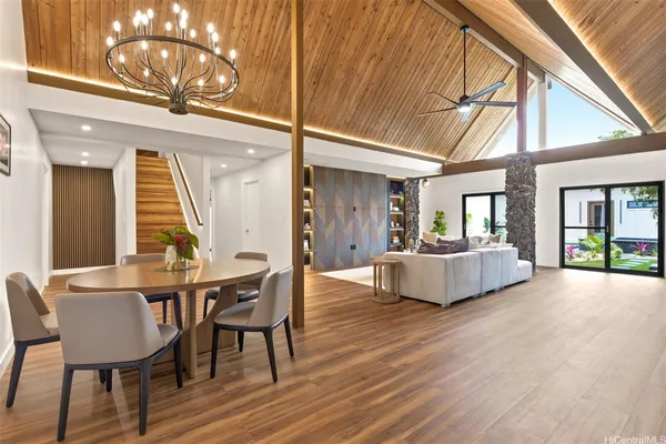 $4,270,000 | 337 Wanaao Road, Kailua, HI 96734