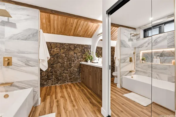 $4,270,000 | 337 Wanaao Road, Kailua, HI 96734