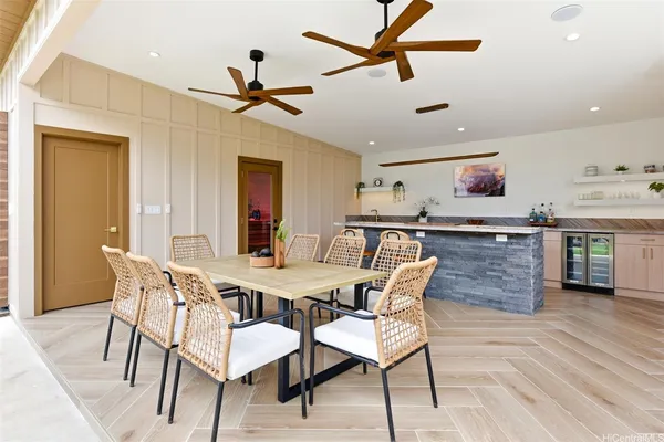 $4,270,000 | 337 Wanaao Road, Kailua, HI 96734