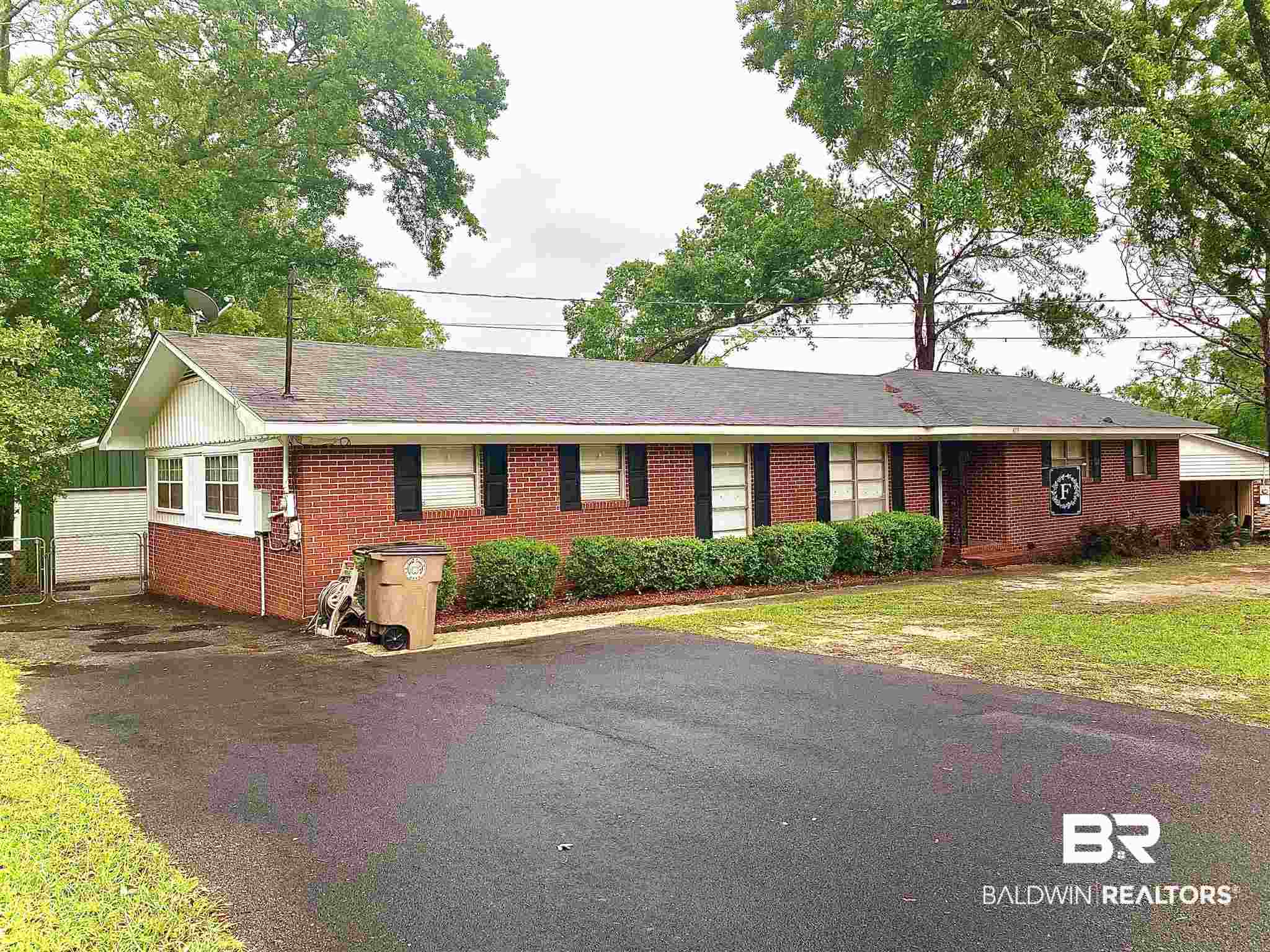 4211 Winchester Drive Mobile, AL 36693 - Photo 1 of 22
