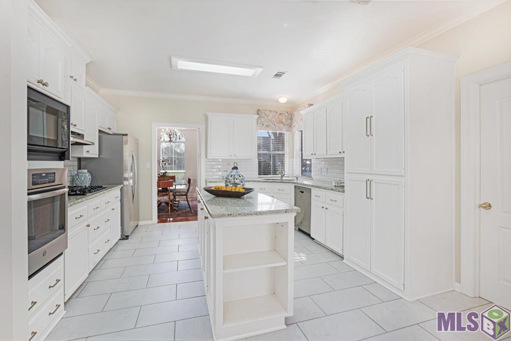 1735 Ridgeland Drive Baton Rouge, LA 70810 - Photo 12 of 28