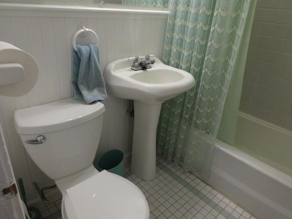 112 Crestmont Road Bangor, ME 04401 - Photo 20 of 35 Conveniently located main floor bath