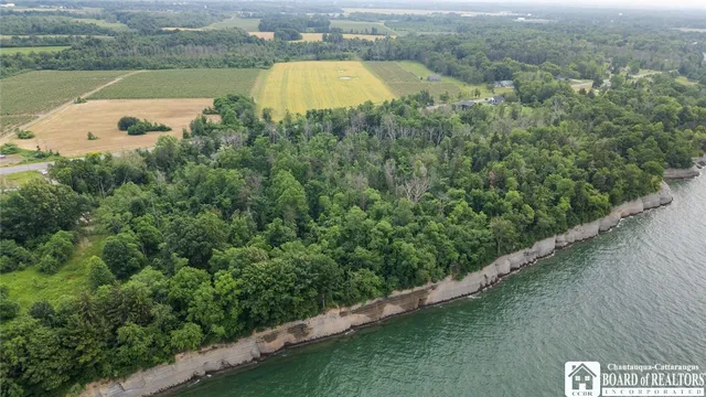 $380,000 | 5 Route Sheridan Ny 14136, Dunkirk, NY 14048